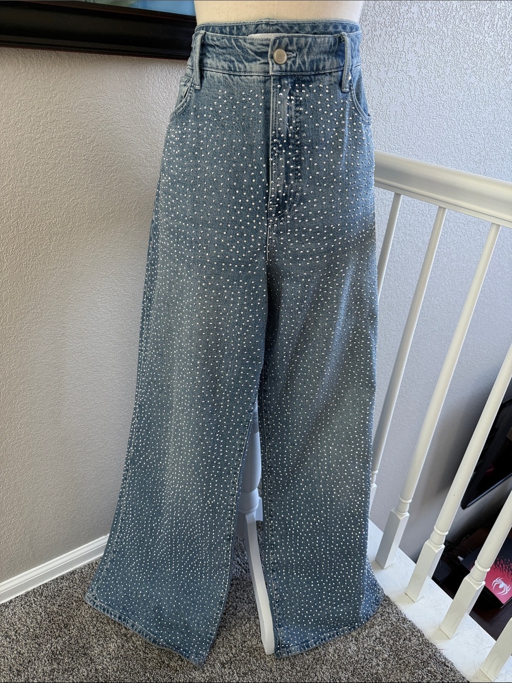 Good American Crystal Embellished Relaxed Wide Leg Jeans size 10/30